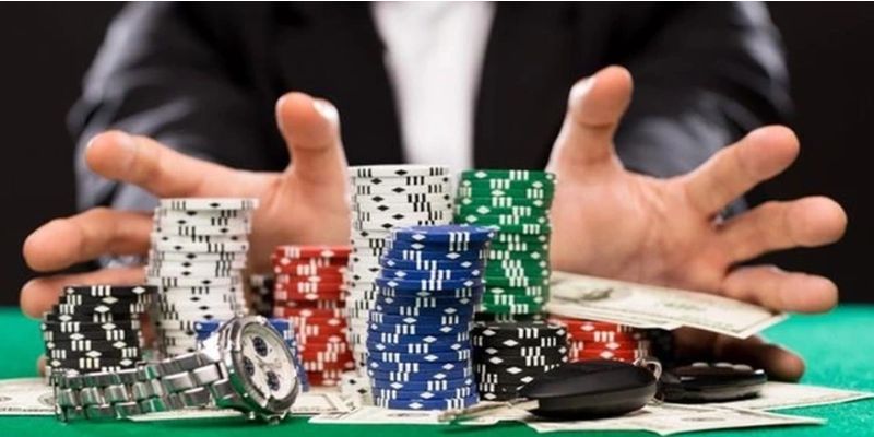 Poker: Hướng Dẫn Cách Chơi Và Các Chiến Lược Thắng Lớn 4 Hiểu rõ chiến lược và áp dụng có hiệu quả
